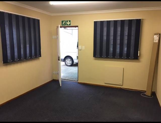 60M² OFFICE RENTED IN DIEP RIVER
